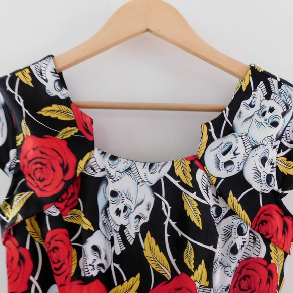 Retro Skull&Roses Dress - Picture 6 of 11
